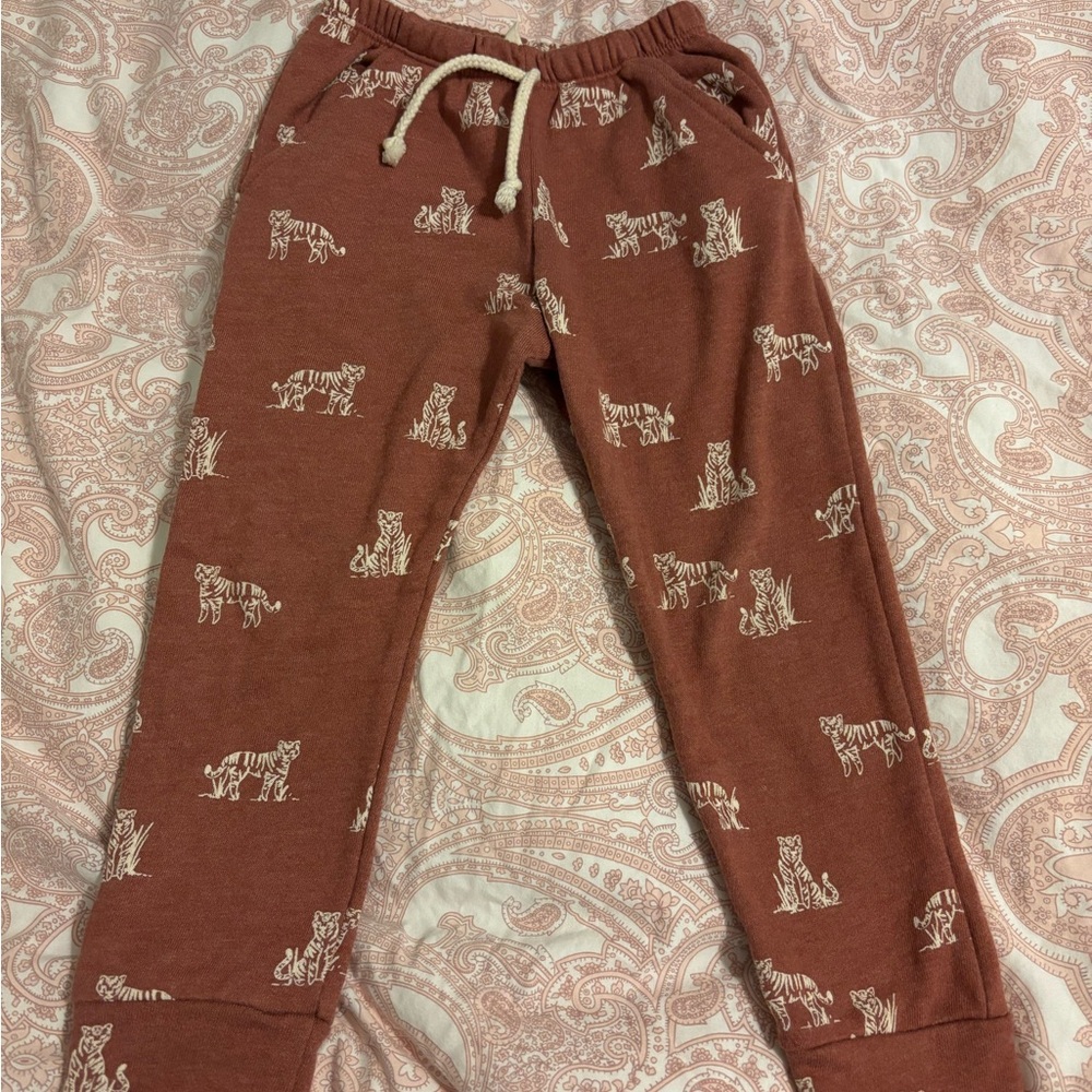 Lulu and Roo (Little Road Co) 3T Ruffle Spice Tiger 🐅 Jogger